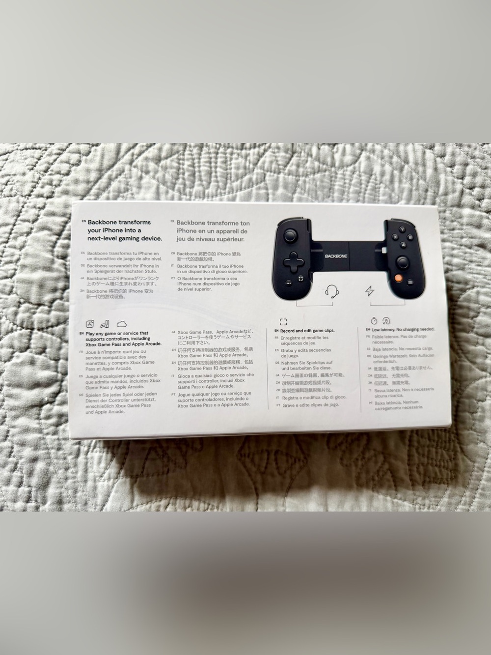 Backbone One Mobile Gaming Controller for iPhone — Black - Picture 4 of 7
